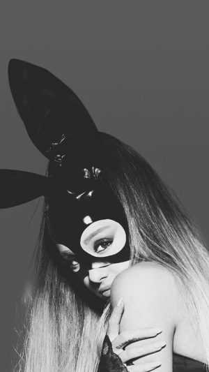 Ariana Grande Wallpaper - iXpap