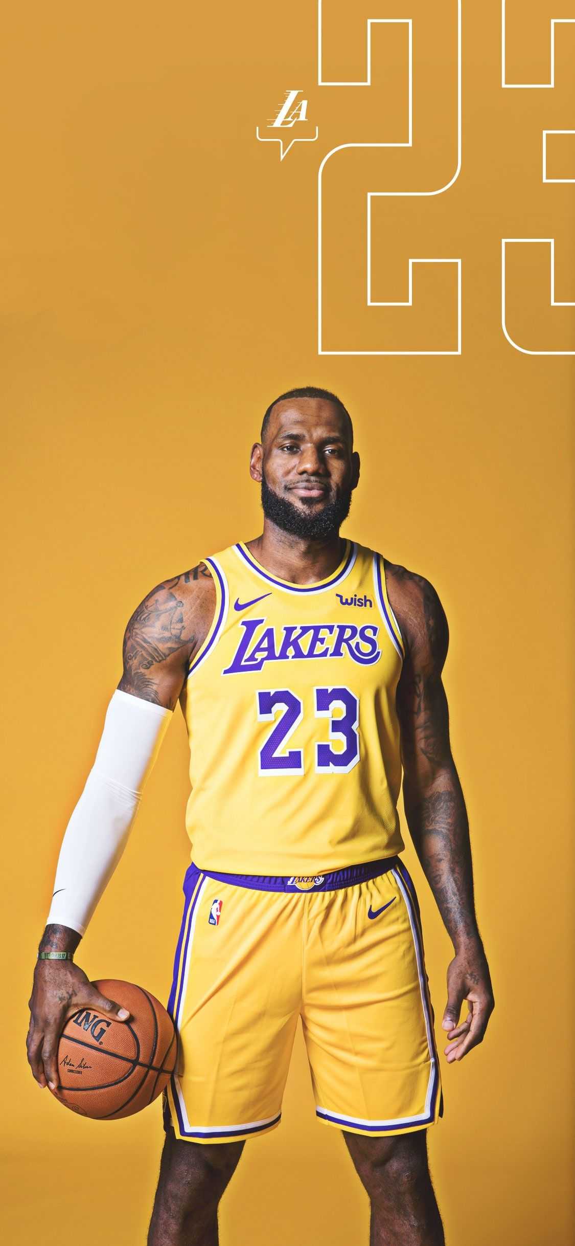 Space Jam Background - iXpap  King lebron, Lebron james lakers, King lebron  james