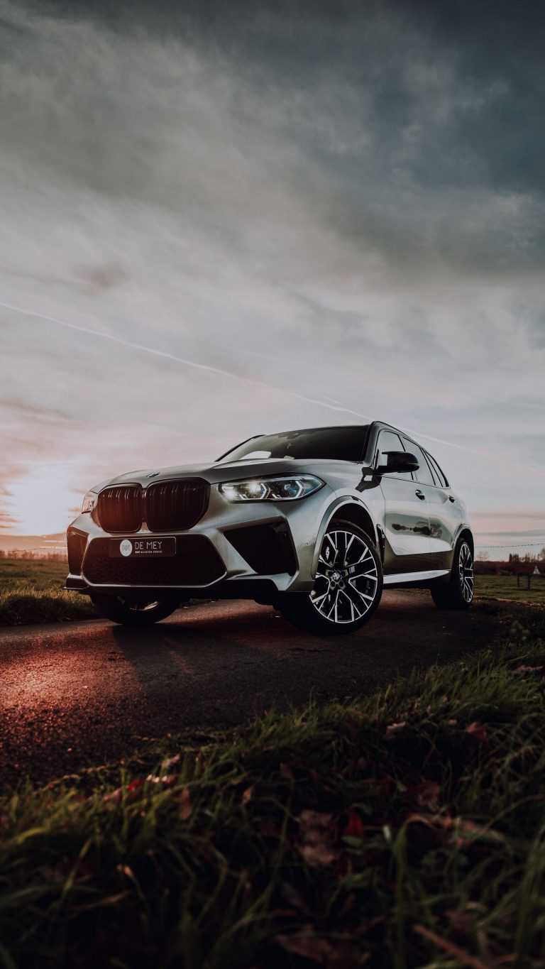 4K BMW X5 Wallpaper - iXpap