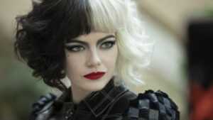 Emma Stone Cruella Wallpaper