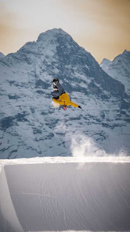 IPhone Snowboarding Wallpaper - iXpap
