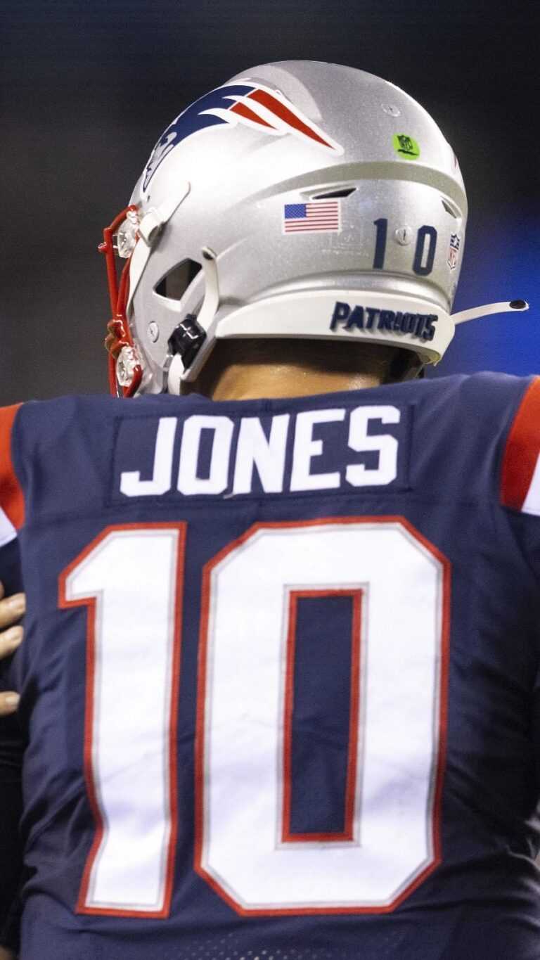 IPhone Mac Jones Wallpaper iXpap