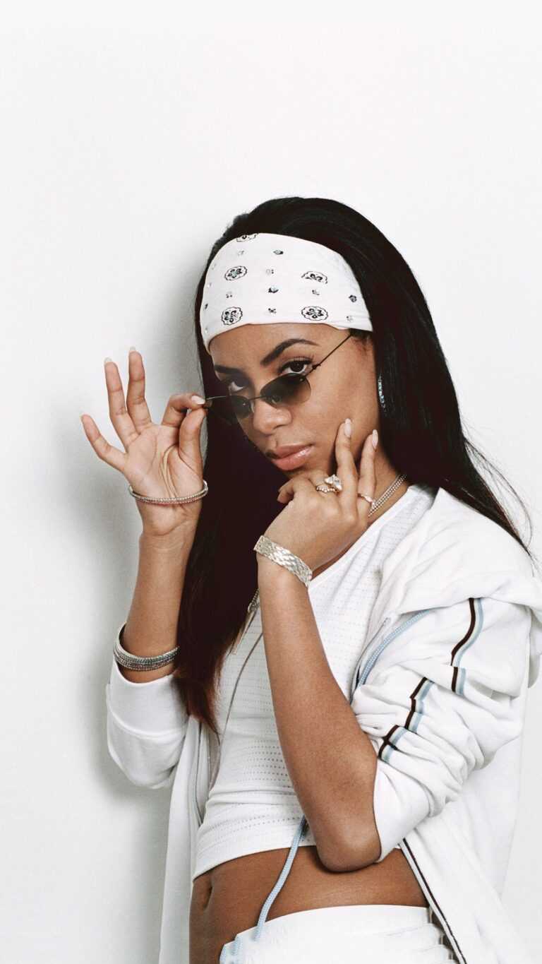 Aaliyah Wallpaper - iXpap