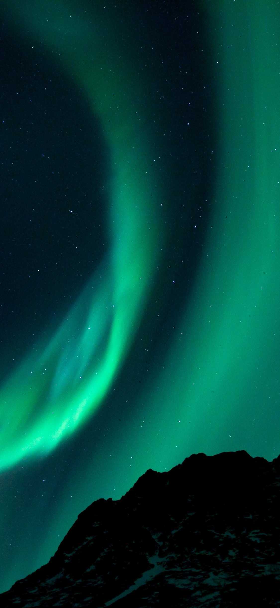 IPhone Northern Lights Wallpaper - iXpap