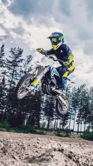 Dirt Bike Wallpaper