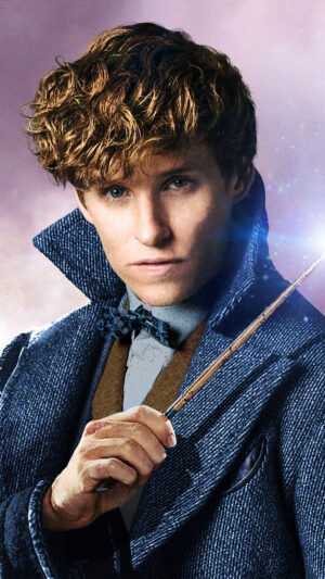 Newt Scamander Wallpaper