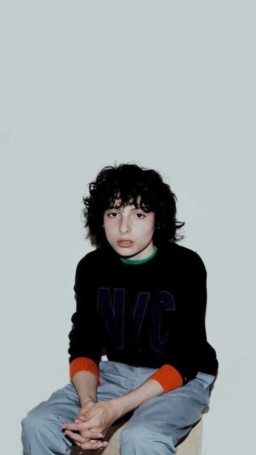 Finn Wolfhard Wallpaper - iXpap