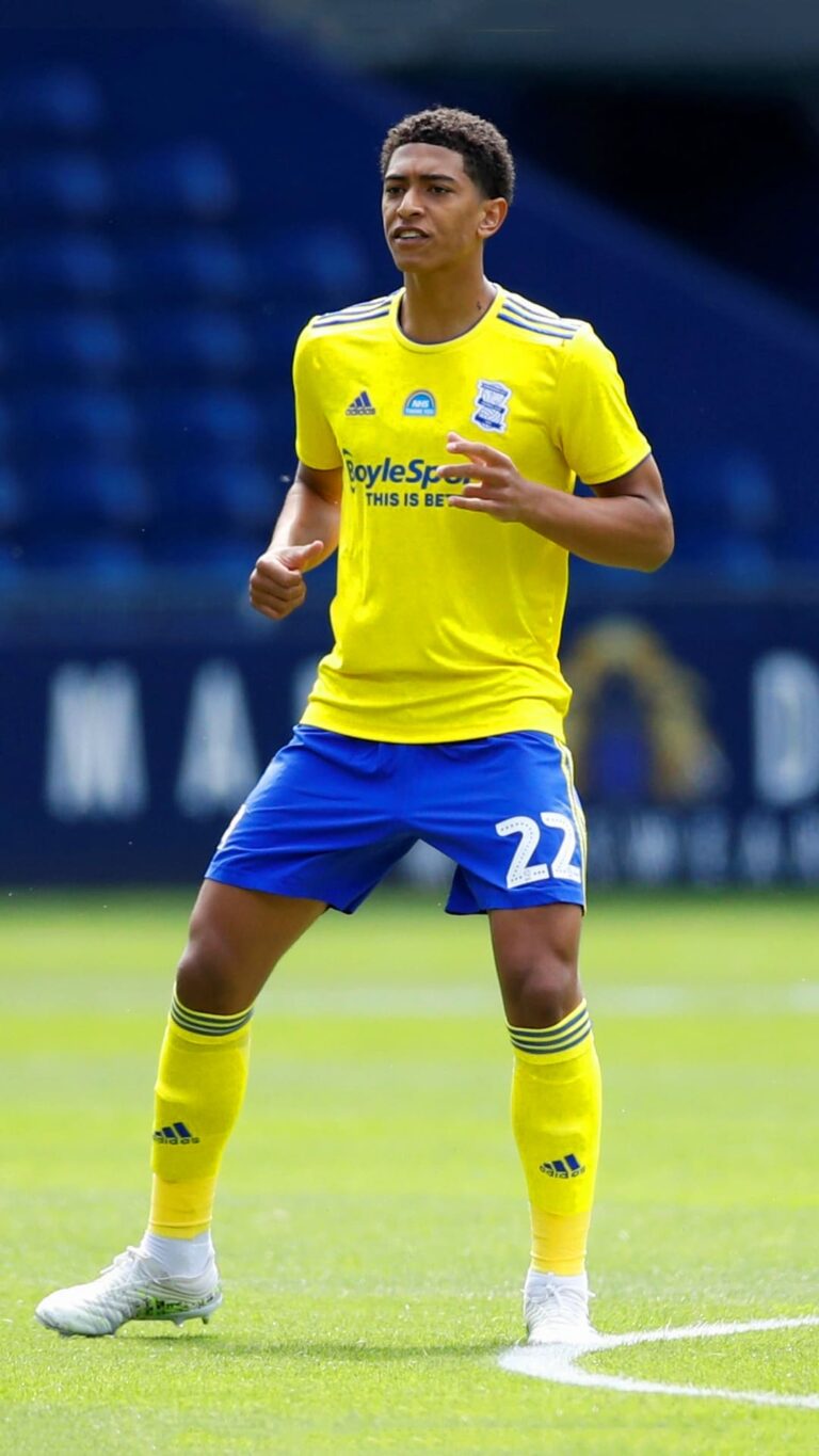 Jude Bellingham Wallpaper - iXpap