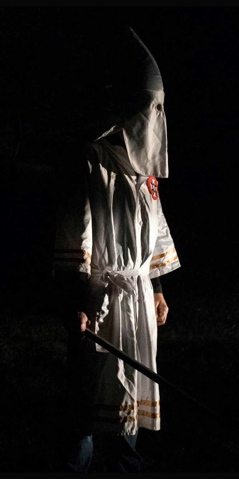 KKK Wallpaper - iXpap
