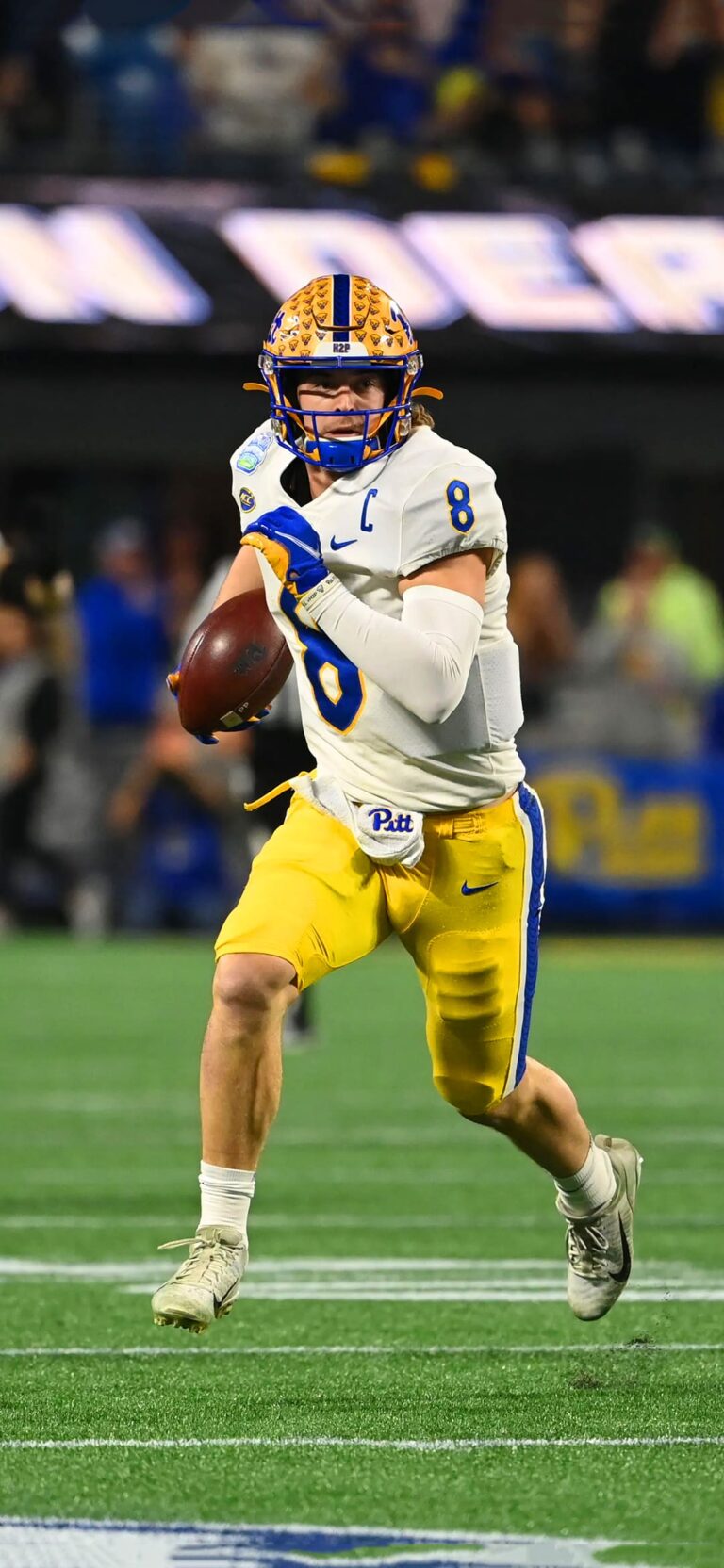 Kenny Pickett Wallpaper - iXpap