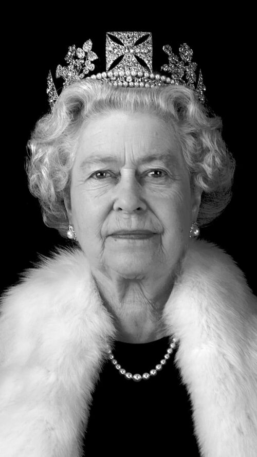 Queen Elizabeth Wallpaper - iXpap