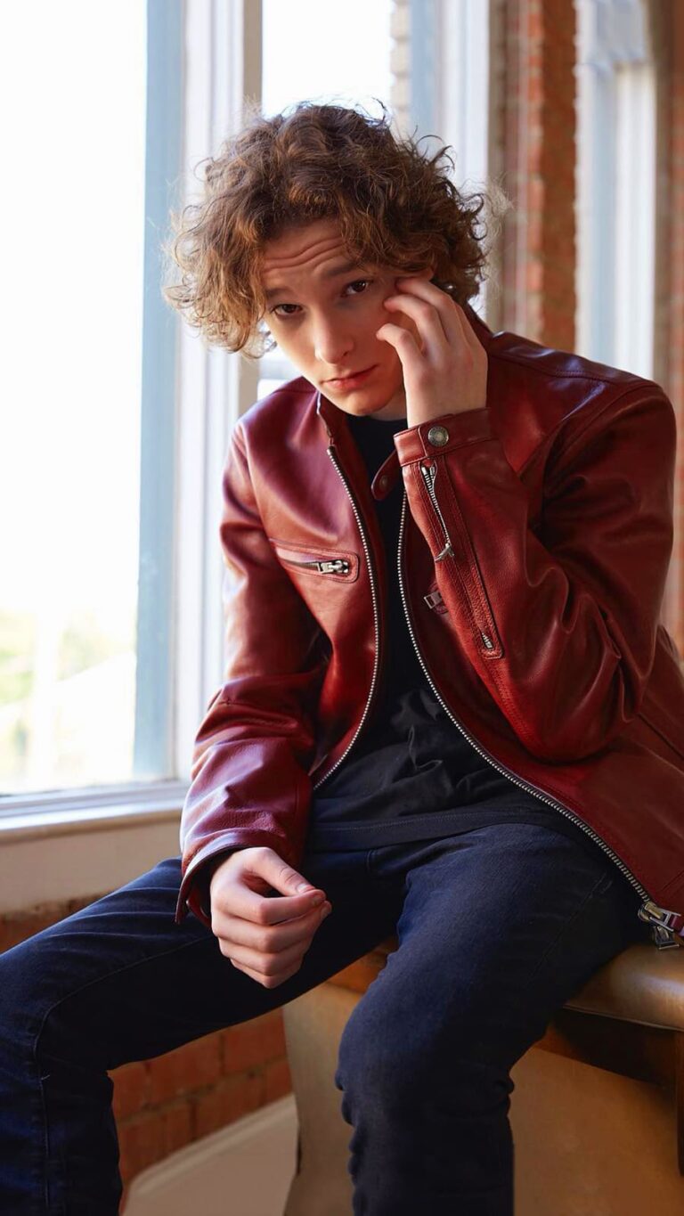 Mason Thames Wallpaper - iXpap