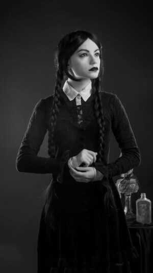 Wednesday Addams Wallpaper