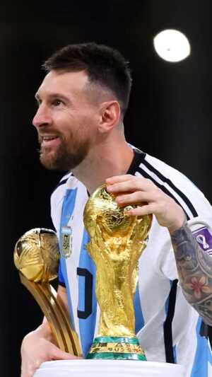 Messi World Cup Trophy Wallpaper