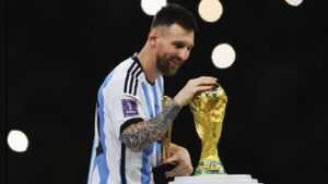 Messi World Cup Trophy Wallpaper