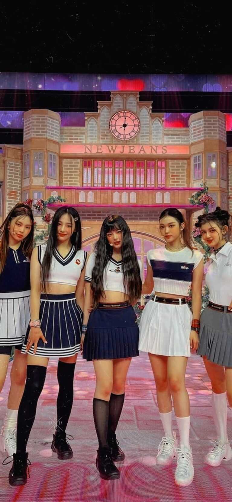 NewJeans Wallpaper iXpap