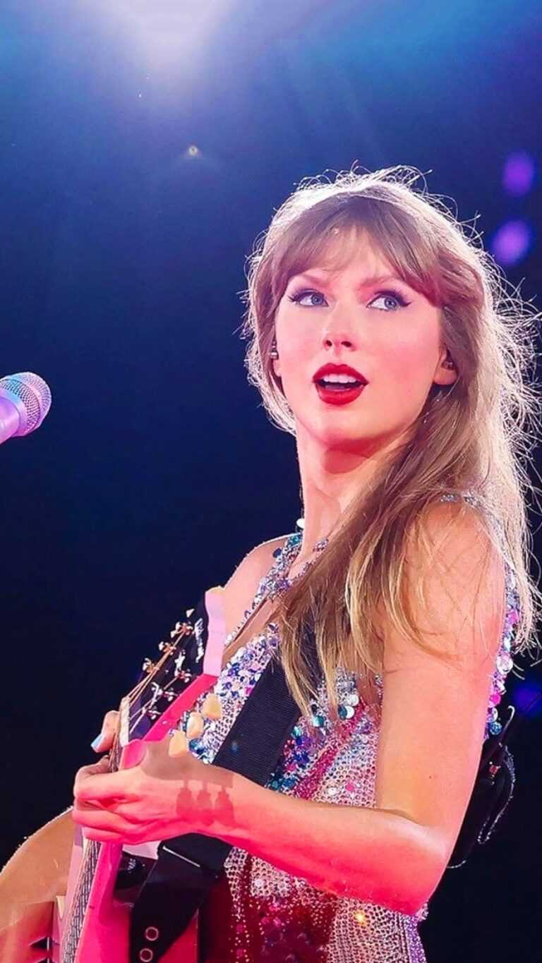 Eras Tour Wallpaper iXpap