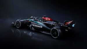 Mercedes W15 Wallpaper