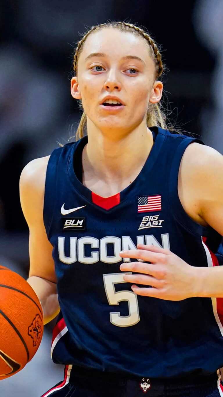 Paige Bueckers Wallpaper Ixpap Paige Bueckers Wallpaper Ixpap