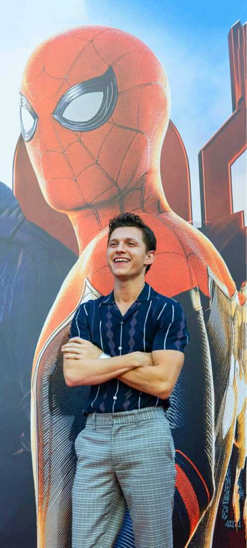 Tom Holland Wallpaper - iXpap