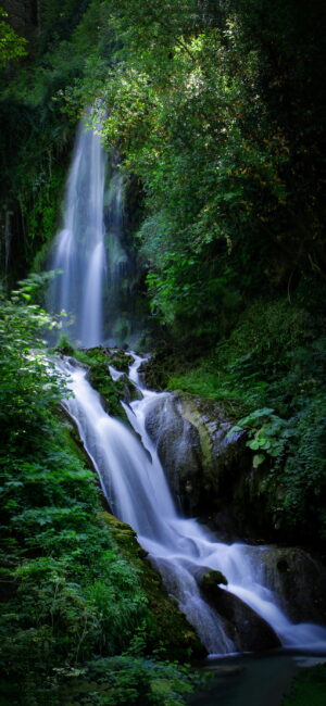 Waterfall Wallpaper