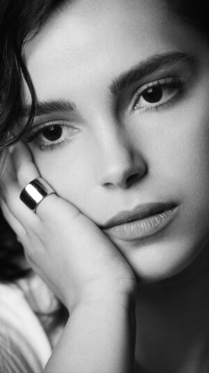 Inde Navarrette Wallpaper